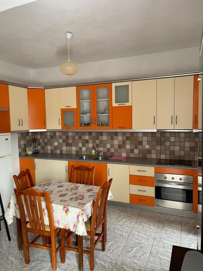 Green Apartments Ksamil Bagian luar foto