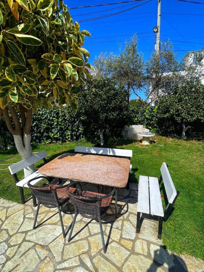 Green Apartments Ksamil Bagian luar foto