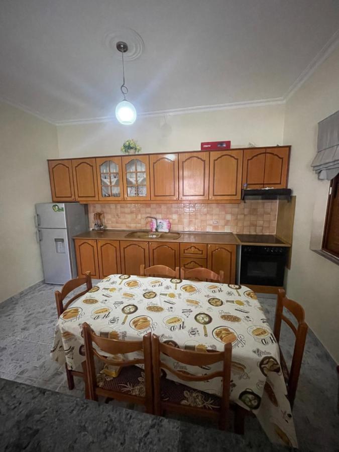 Green Apartments Ksamil Bagian luar foto