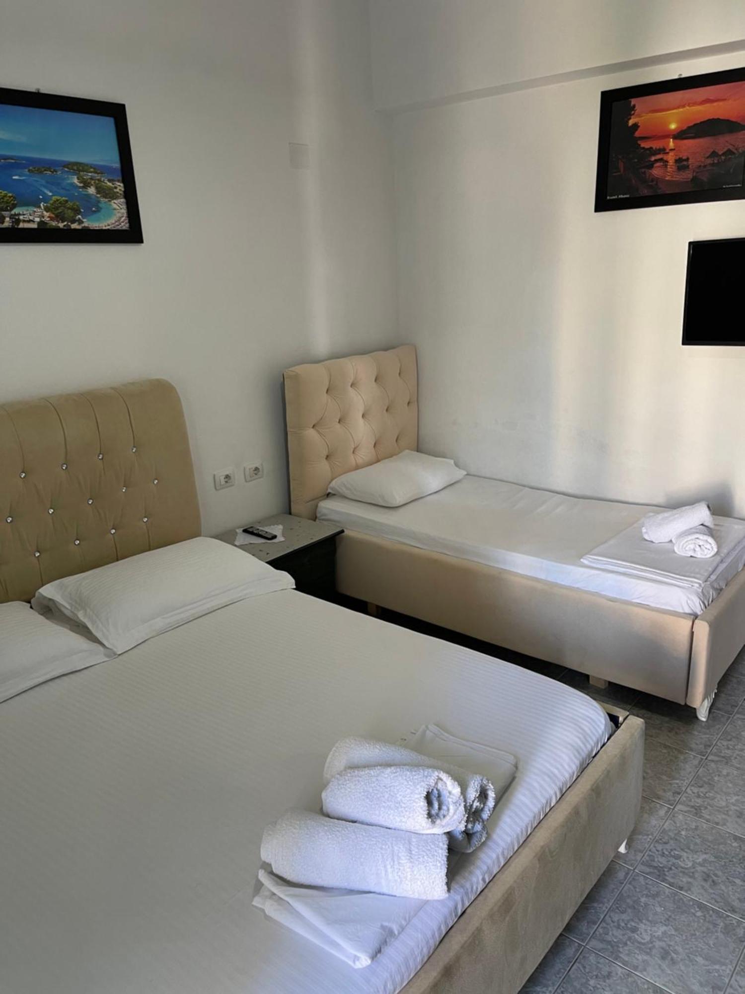 Green Apartments Ksamil Bagian luar foto